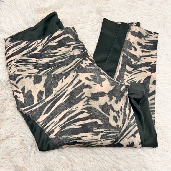 Adidas primegreen women active leggings 3XL - Picture 3 of 10